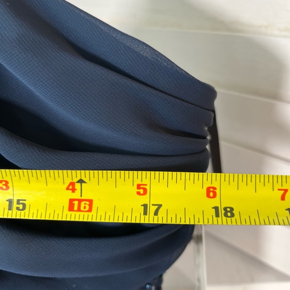 NEW NIGHT SCENE LOS ANGELES DRESS - Picture 10 of 10